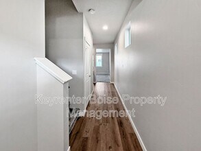 4072 E Blueberry St in Meridian, ID - Building Photo - Building Photo