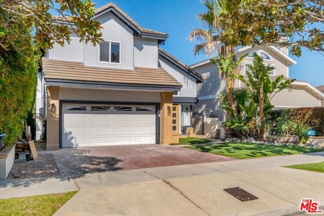 7939 W 80th St in Los Angeles, CA - Building Photo - Building Photo