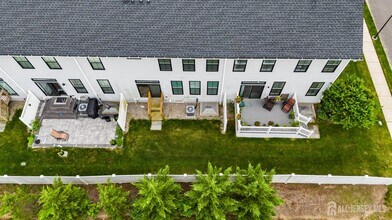 30 Clover Ln in Monroe Township, NJ - Building Photo - Building Photo