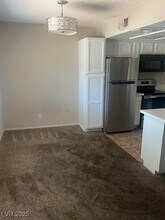 4340 Sanderling Cir in Las Vegas, NV - Building Photo - Building Photo