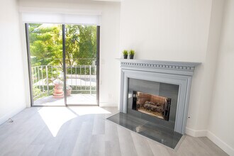 4619 Kester Ave, Unit 4619 Kester in Sherman Oaks, CA - Foto de edificio - Building Photo