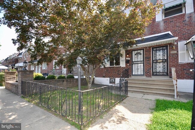 property at 4229 O St
