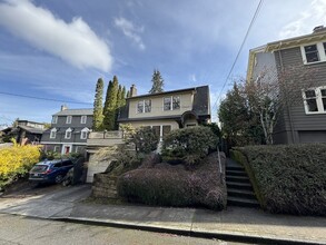 1614 20th Ave E in Seattle, WA - Building Photo - Building Photo
