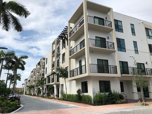 4740 NW 84th Ave-Unit -14 in Doral, FL - Building Photo