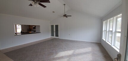 785 Alamo St in Vidor, TX - Building Photo - Building Photo