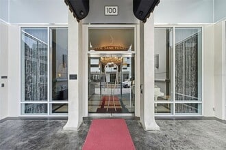 100 S Eola Dr, Unit 1712 in Orlando, FL - Building Photo - Building Photo