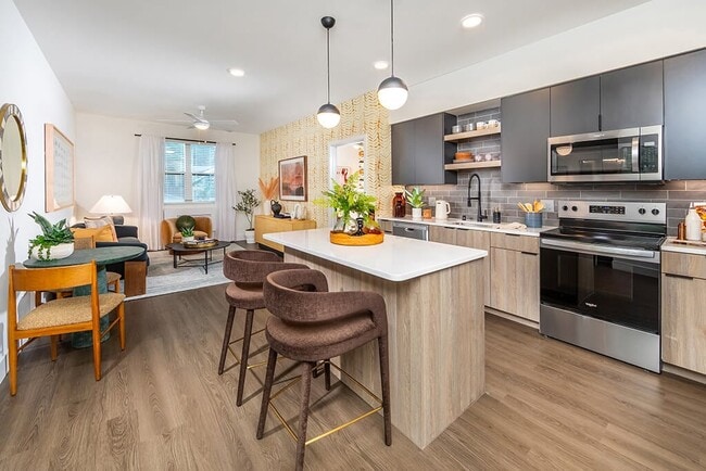 The Brynn Apartments in Kirkland, WA - Foto de edificio - Building Photo