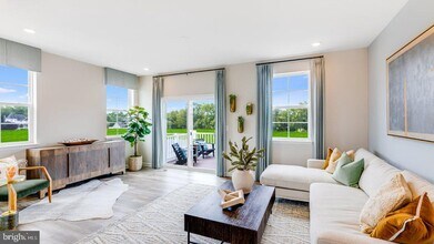 172 Gray Silver Rd in Inwood, WV - Building Photo - Building Photo