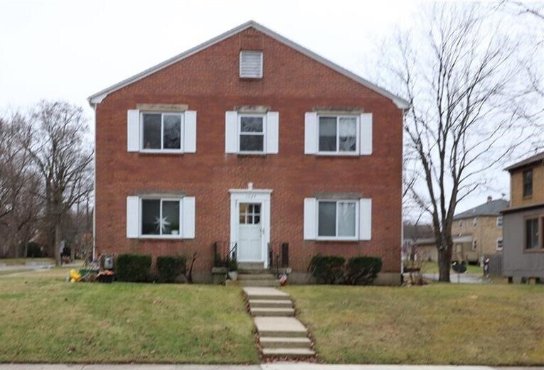 1524 Glenbeck Avenue in Kettering, OH - Building Photo