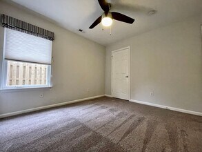 4608 Coronet Ave in Virginia Beach, VA - Building Photo - Building Photo
