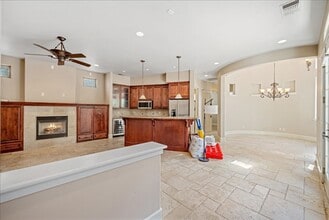 1911 12th St in Sacramento, CA - Building Photo - Building Photo