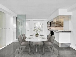 6770 Indian Creek Dr in Miami Beach, FL - Foto de edificio - Building Photo