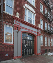 Winthrop Court in Brooklyn, NY - Building Photo - Building Photo