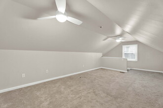 2121 Chesley Dr in Sterling Heights, MI - Building Photo - Building Photo