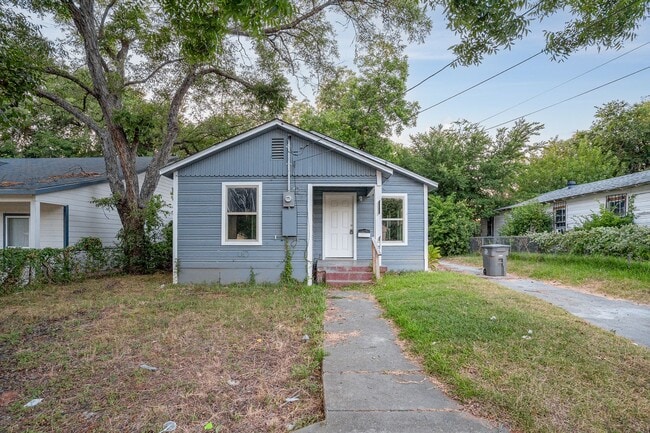 3715 Hancock St in Dallas, TX - Foto de edificio - Building Photo