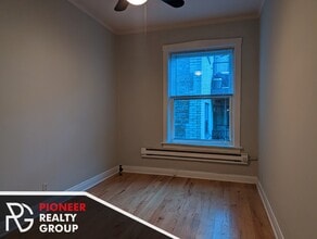 515 W Melrose St, Unit 511-406 in Chicago, IL - Foto de edificio - Building Photo