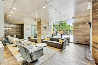1030 N State St in Chicago, IL - Building Photo - Building Photo