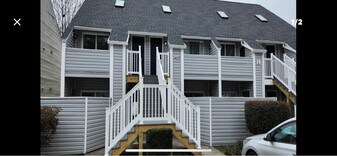 400 Cambridge Cir in Murrells Inlet, SC - Building Photo