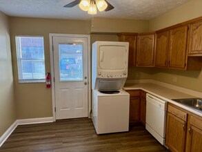 2305 Adams Ave in Huntington, WV - Building Photo - Building Photo