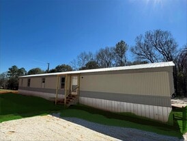 1328 Aquila Dr in Prattville, AL - Building Photo