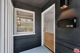 2216 Ashland Ave in Santa Monica, CA - Foto de edificio - Building Photo