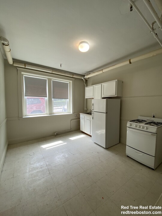 116 Washington St, Unit 1 in Boston, MA - Building Photo
