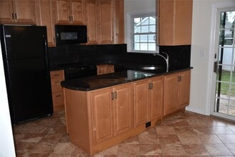 11 Wilhow Ct in Northport, NY - Building Photo - Building Photo