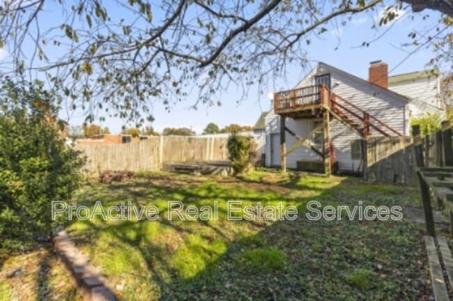 property at 1018 Wolcott Ave