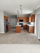 6808 Dulles Dr in Shawnee Hills, OH - Building Photo - Building Photo