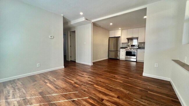 696 29th St in Oakland, CA - Building Photo - Building Photo
