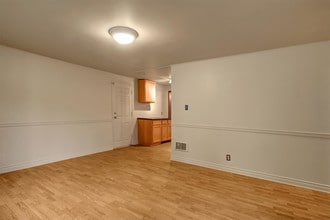 5608 236th St SW in Mountlake Terrace, WA - Building Photo - Building Photo