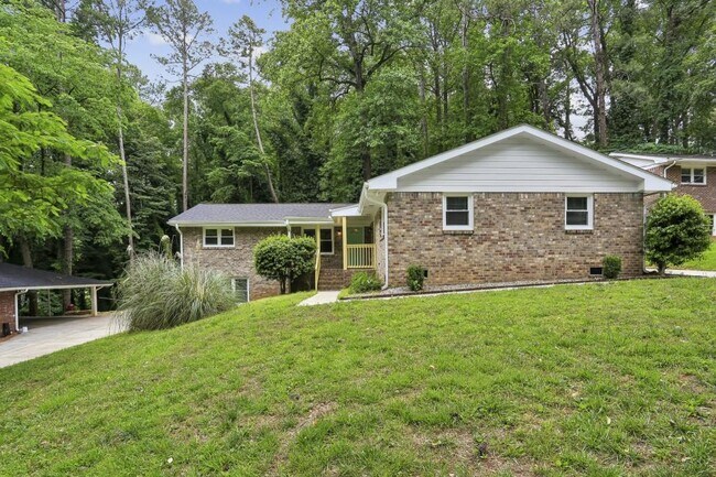 2891 White Oak Dr