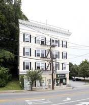 33-41 W Main St in Mt Kisco, NY - Building Photo