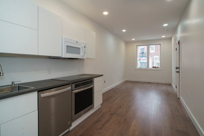 1919 N 5th St, Unit #B in Philadelphia, PA - Building Photo - Building Photo