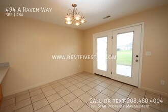 494 Raven Way in Pocatello, ID - Foto de edificio - Building Photo