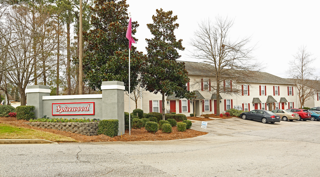 Spicewood Apartments in Augusta, GA - Foto de edificio