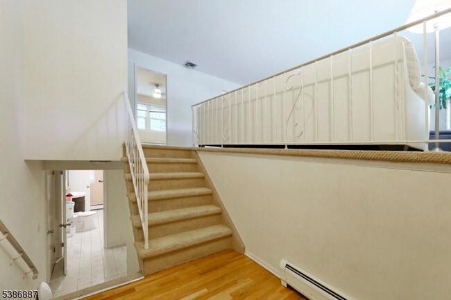 71 Roosevelt St in Roseland, NJ - Building Photo - Building Photo