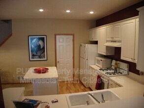 2328 Eagle Trace Ln in Woodbury, MN - Building Photo - Building Photo