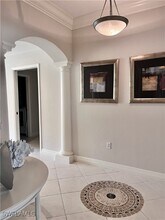 450 Bayfront Pl in Naples, FL - Building Photo - Building Photo