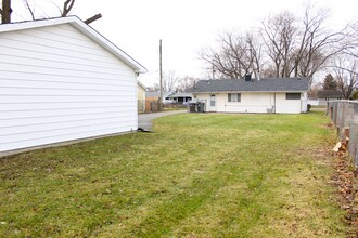17315 71st Ct in Tinley Park, IL - Building Photo - Building Photo