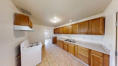 35030 Ave B in Yucaipa, CA - Building Photo - Building Photo