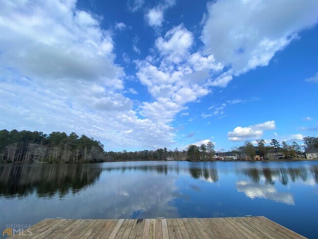 417 Lakeview Way in Lagrange, GA - Building Photo - Building Photo