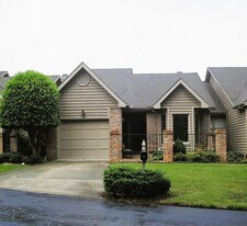 224 Hanover Pl in Cary, NC - Building Photo