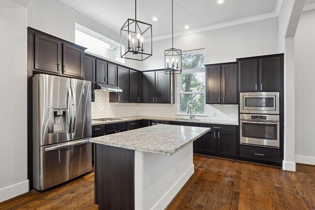 5644 Larkin St in Houston, TX - Building Photo - Building Photo
