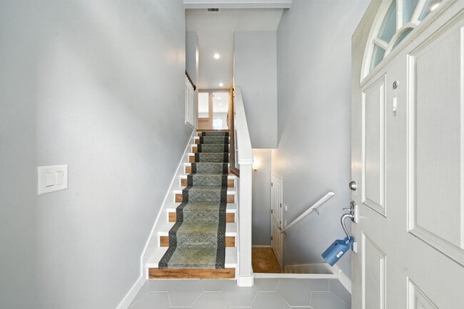 13600 Breton Ridge St in Houston, TX - Building Photo - Building Photo