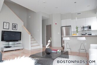 55 Glenville Ave in Boston, MA - Foto de edificio - Building Photo