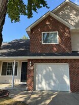 8507 Clark St in Clive, IA - Building Photo