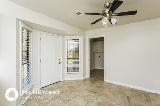 4461 Green Creek in Memphis, TN - Foto de edificio - Building Photo