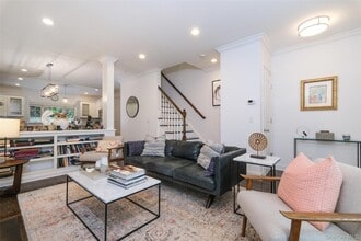 23 Cedar Pl in Rye, NY - Building Photo - Building Photo