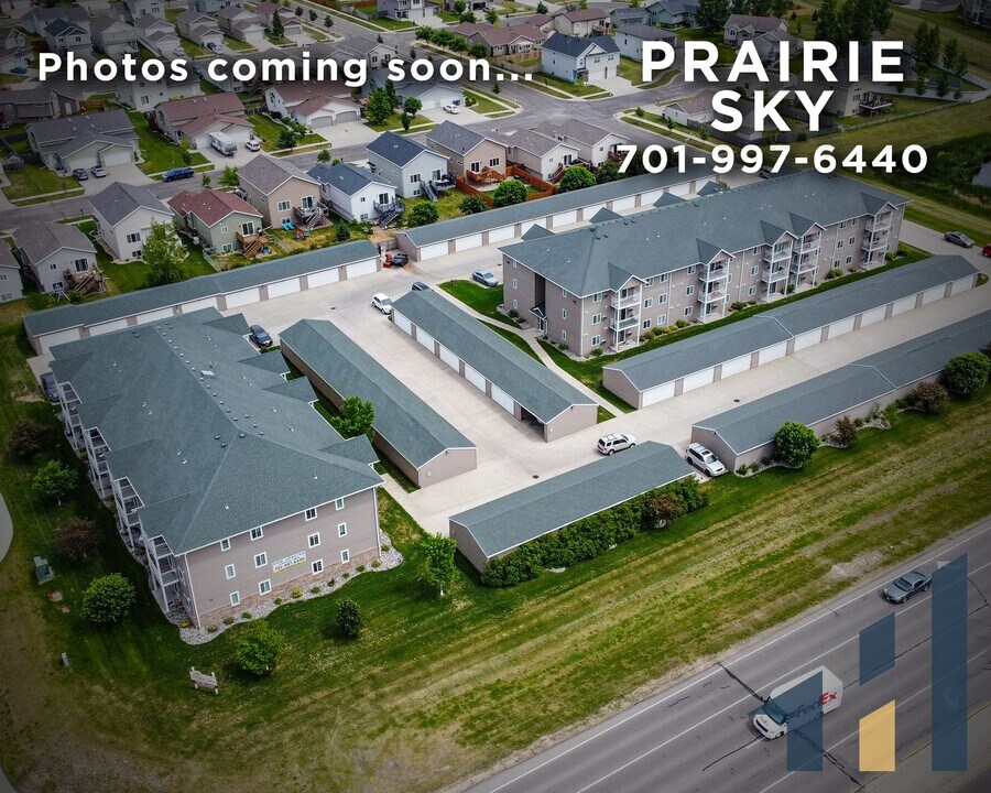 Prairie Sky in Moorhead, MN - Building Photo